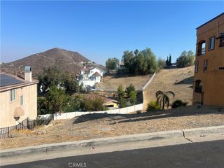 22871 Giant Fir, Canyon Lake, CA 92587