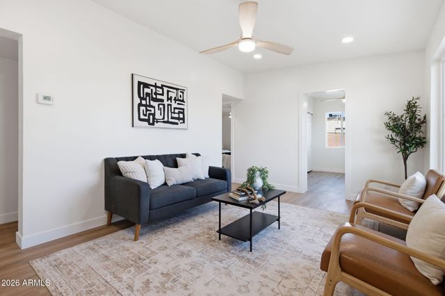 1204 W BROWN Street, Phoenix, AZ 85021