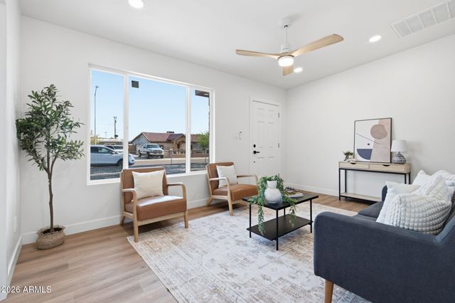 1204 W BROWN Street, Phoenix, AZ 85021