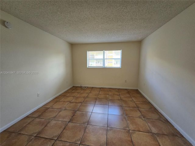 3600 NW 21st Street 103, Lauderdale Lakes, FL 33311