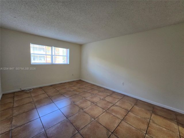 3600 NW 21st Street 103, Lauderdale Lakes, FL 33311
