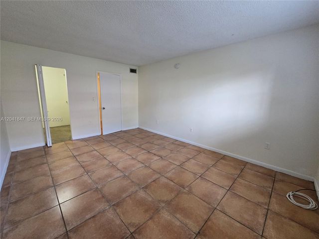3600 NW 21st Street 103, Lauderdale Lakes, FL 33311