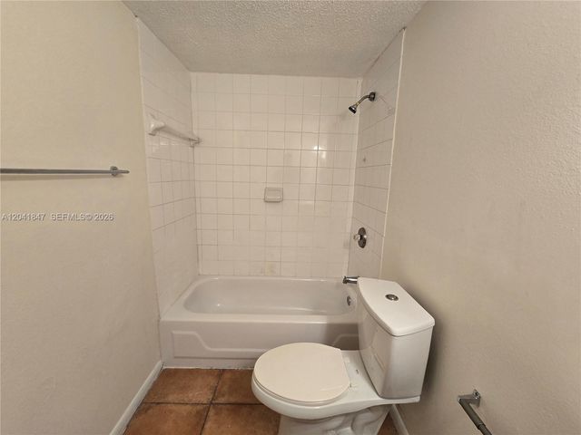 3600 NW 21st Street 103, Lauderdale Lakes, FL 33311