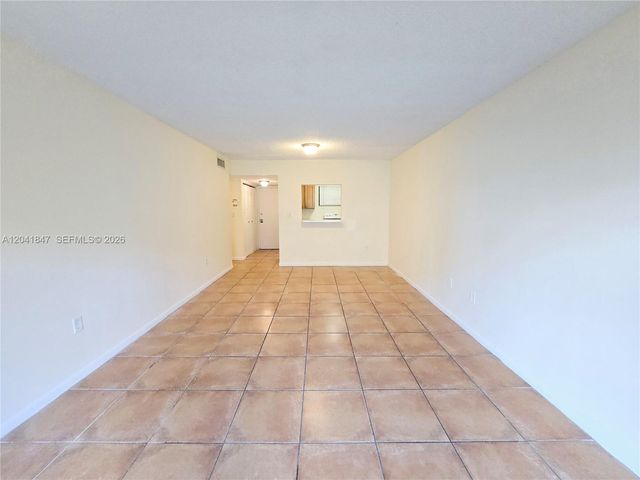 3600 NW 21st Street 103, Lauderdale Lakes, FL 33311