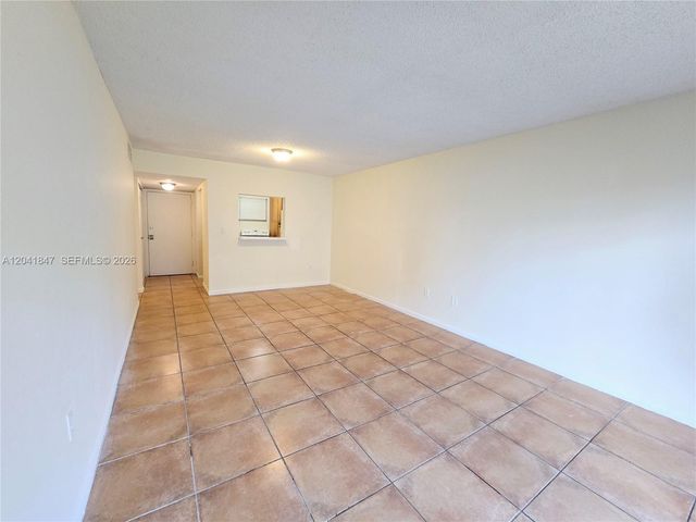 3600 NW 21st Street 103, Lauderdale Lakes, FL 33311