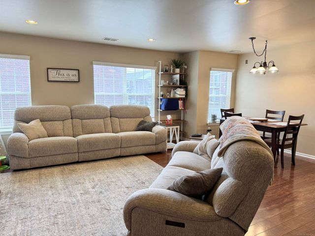 8449 Williamstown Drive, Shelby Twp, MI 48316