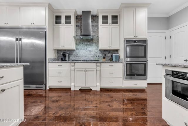 10515 S Long Bridge Road, Olive Branch, MS 38654