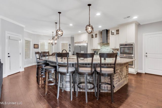 10515 S Long Bridge Road, Olive Branch, MS 38654