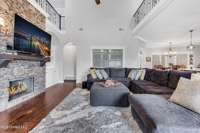 10515 S Long Bridge Road, Olive Branch, MS 38654
