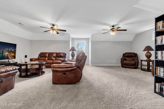 10515 S Long Bridge Road, Olive Branch, MS 38654