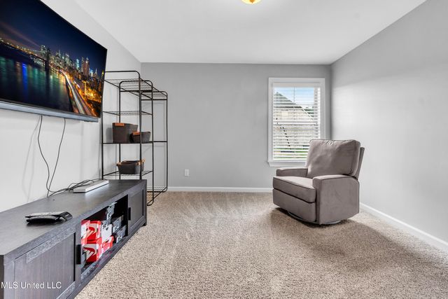 10515 S Long Bridge Road, Olive Branch, MS 38654