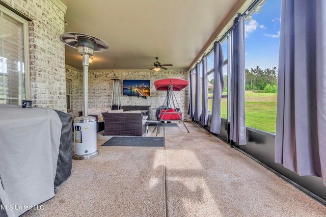 10515 S Long Bridge Road, Olive Branch, MS 38654