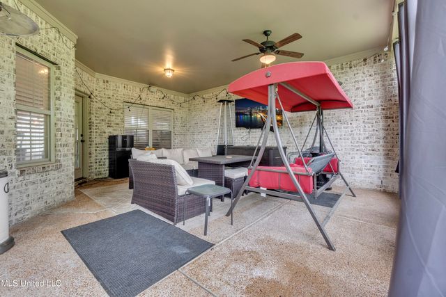 10515 S Long Bridge Road, Olive Branch, MS 38654
