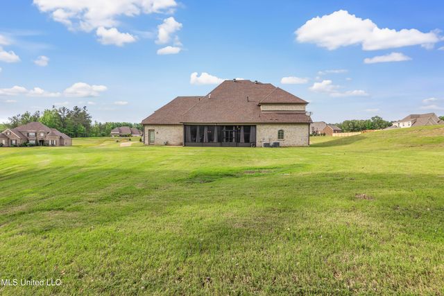 10515 S Long Bridge Road, Olive Branch, MS 38654