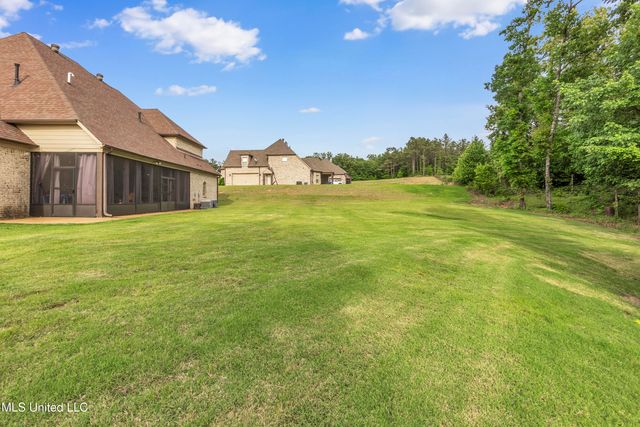 10515 S Long Bridge Road, Olive Branch, MS 38654