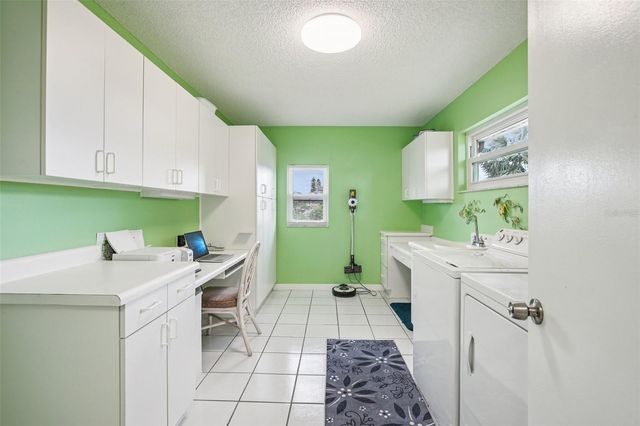 504 LIME TREE COURT, Sun City Center, FL 33573