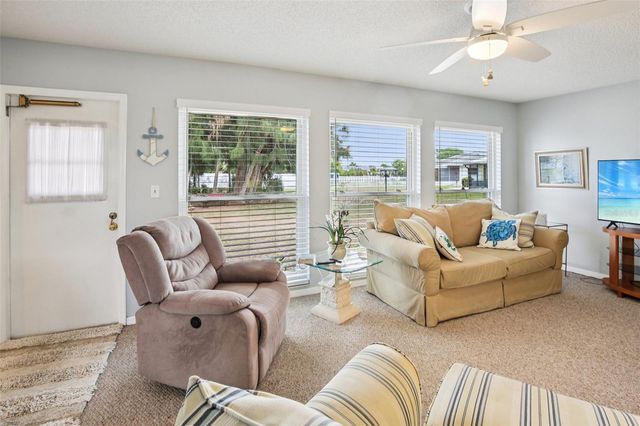 504 LIME TREE COURT, Sun City Center, FL 33573