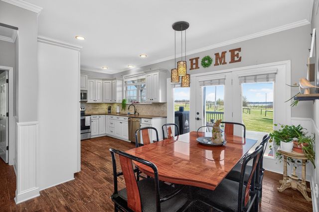 201 Squires Pointe Road, Paris, KY 40361