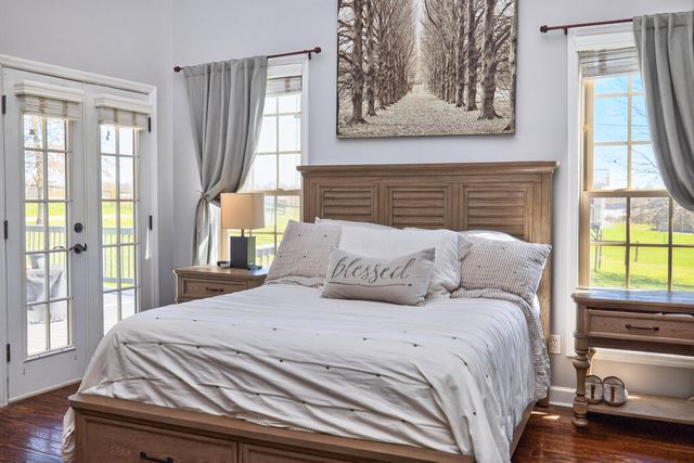 201 Squires Pointe Road, Paris, KY 40361