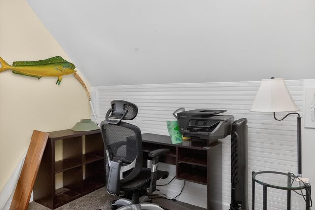 201 Squires Pointe Road, Paris, KY 40361