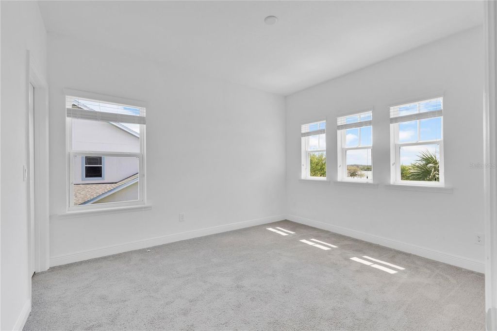 Image 19 of property listing at 7235 NEMOURS PARKWAY, Orlando, FL 32827