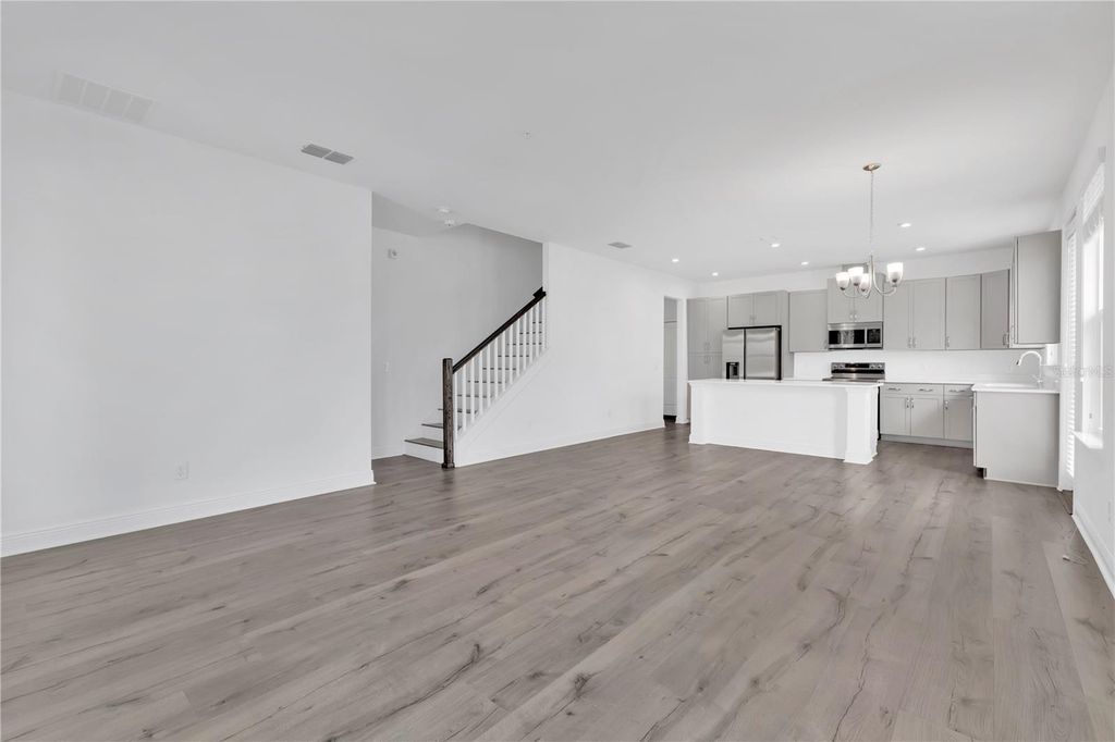 Image 3 of property listing at 7235 NEMOURS PARKWAY, Orlando, FL 32827