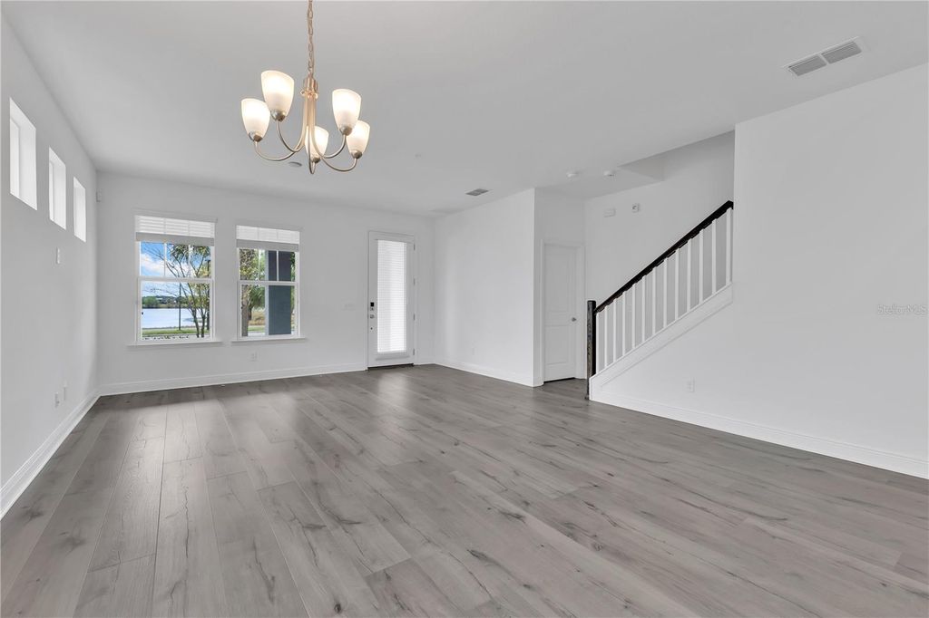 Image 9 of property listing at 7235 NEMOURS PARKWAY, Orlando, FL 32827