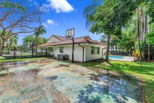 9941 SW 143rd Street, Miami, FL 33176