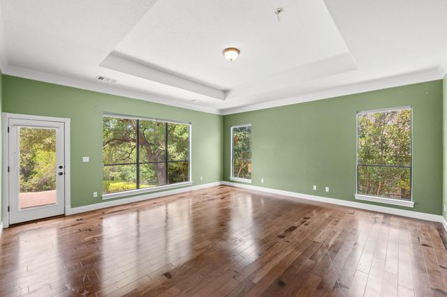 126 Vailco LN, Austin, TX 78738