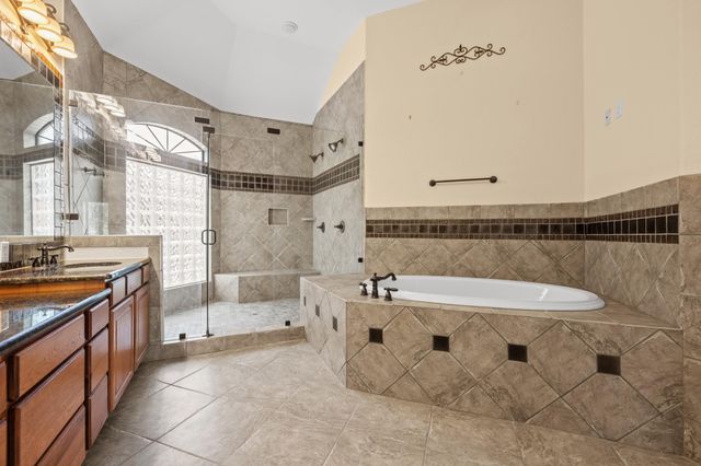 126 Vailco LN, Austin, TX 78738