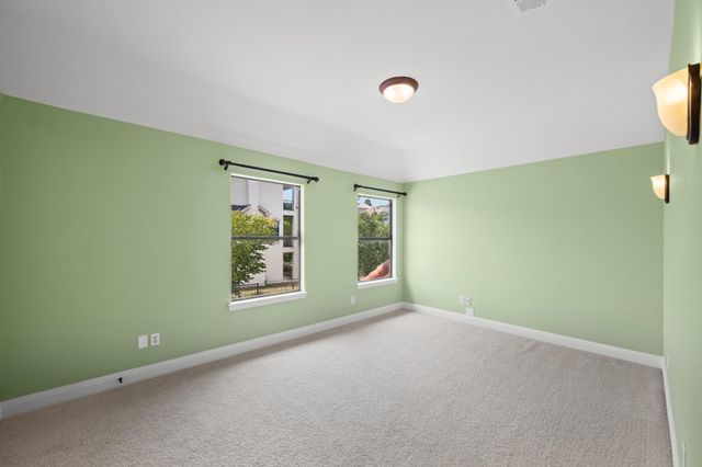 126 Vailco LN, Austin, TX 78738