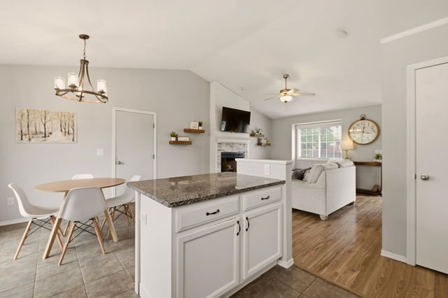5911 N East Parkview St, Park City, KS 67219