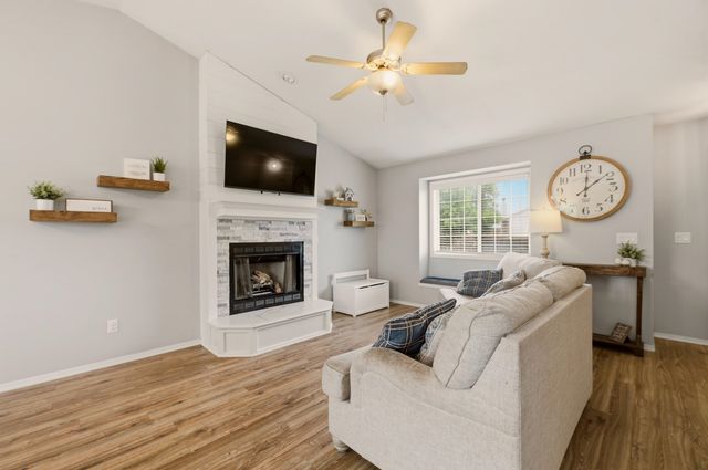 5911 N East Parkview St, Park City, KS 67219