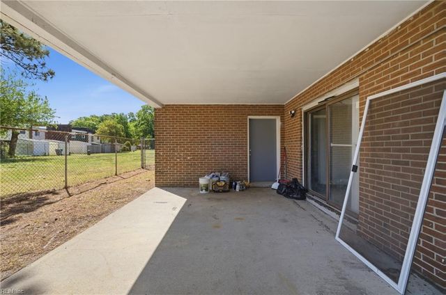 1236 Curie CT, Norfolk, VA 23513