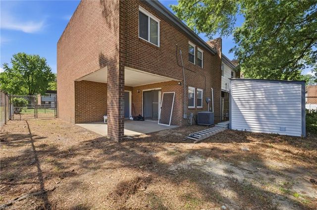 1236 Curie CT, Norfolk, VA 23513