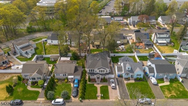 13 W 5Th Ave, Linden City, NJ 07036