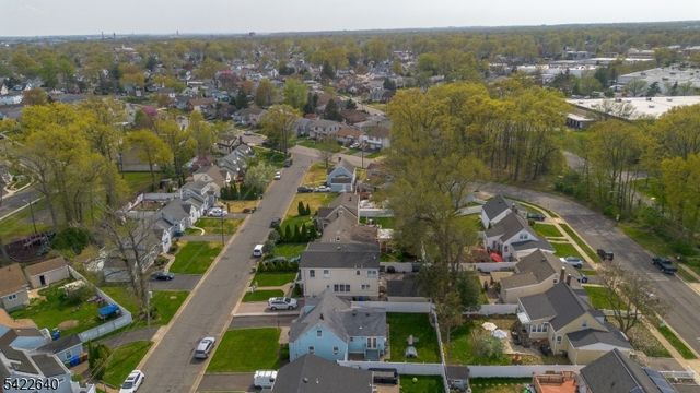 13 W 5Th Ave, Linden City, NJ 07036