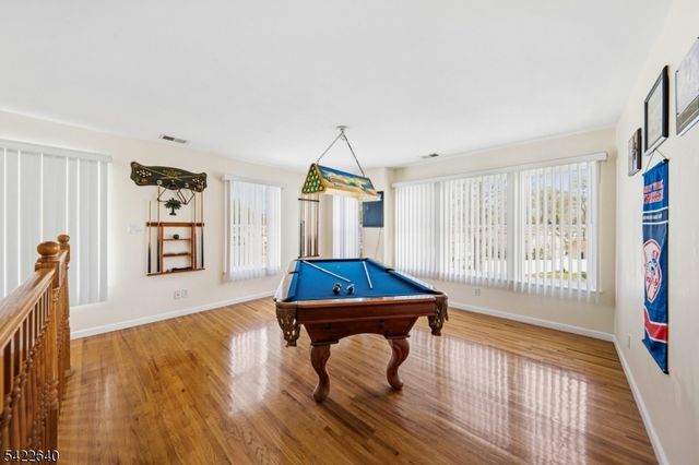 13 W 5Th Ave, Linden City, NJ 07036