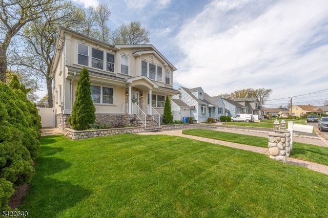 13 W 5Th Ave, Linden City, NJ 07036