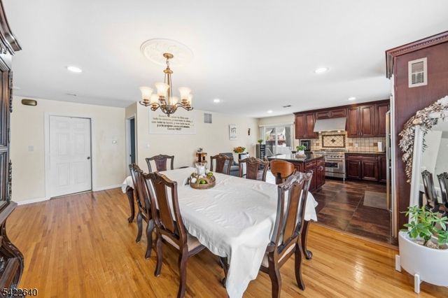 13 W 5Th Ave, Linden City, NJ 07036