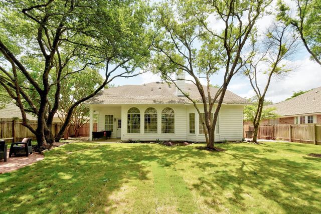 11930 Loomis DR, Austin, TX 78738