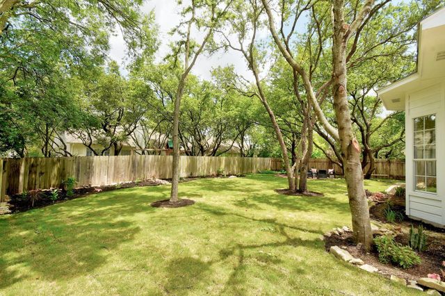 11930 Loomis DR, Austin, TX 78738