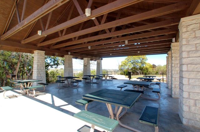 11930 Loomis DR, Austin, TX 78738