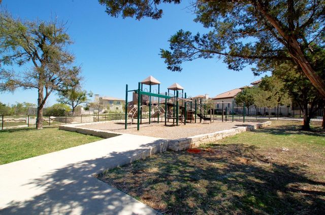 11930 Loomis DR, Austin, TX 78738