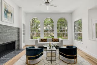 11930 Loomis DR, Austin, TX 78738