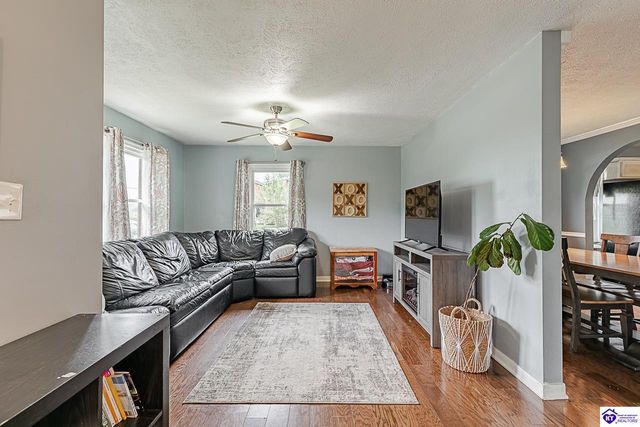 145 Nall Road, Vine Grove, KY 40175