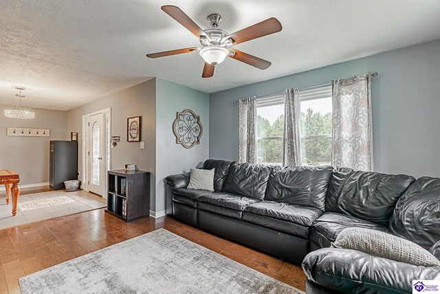 145 Nall Road, Vine Grove, KY 40175