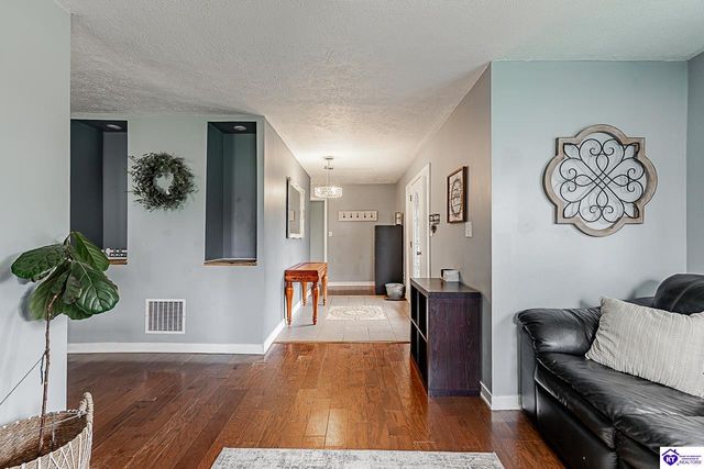 145 Nall Road, Vine Grove, KY 40175