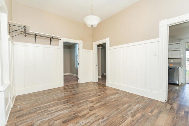 533 S Kaweah Avenue, Exeter, CA 93221