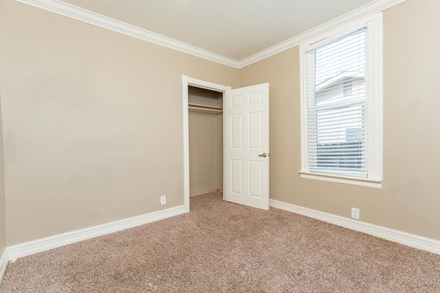 533 S Kaweah Avenue, Exeter, CA 93221